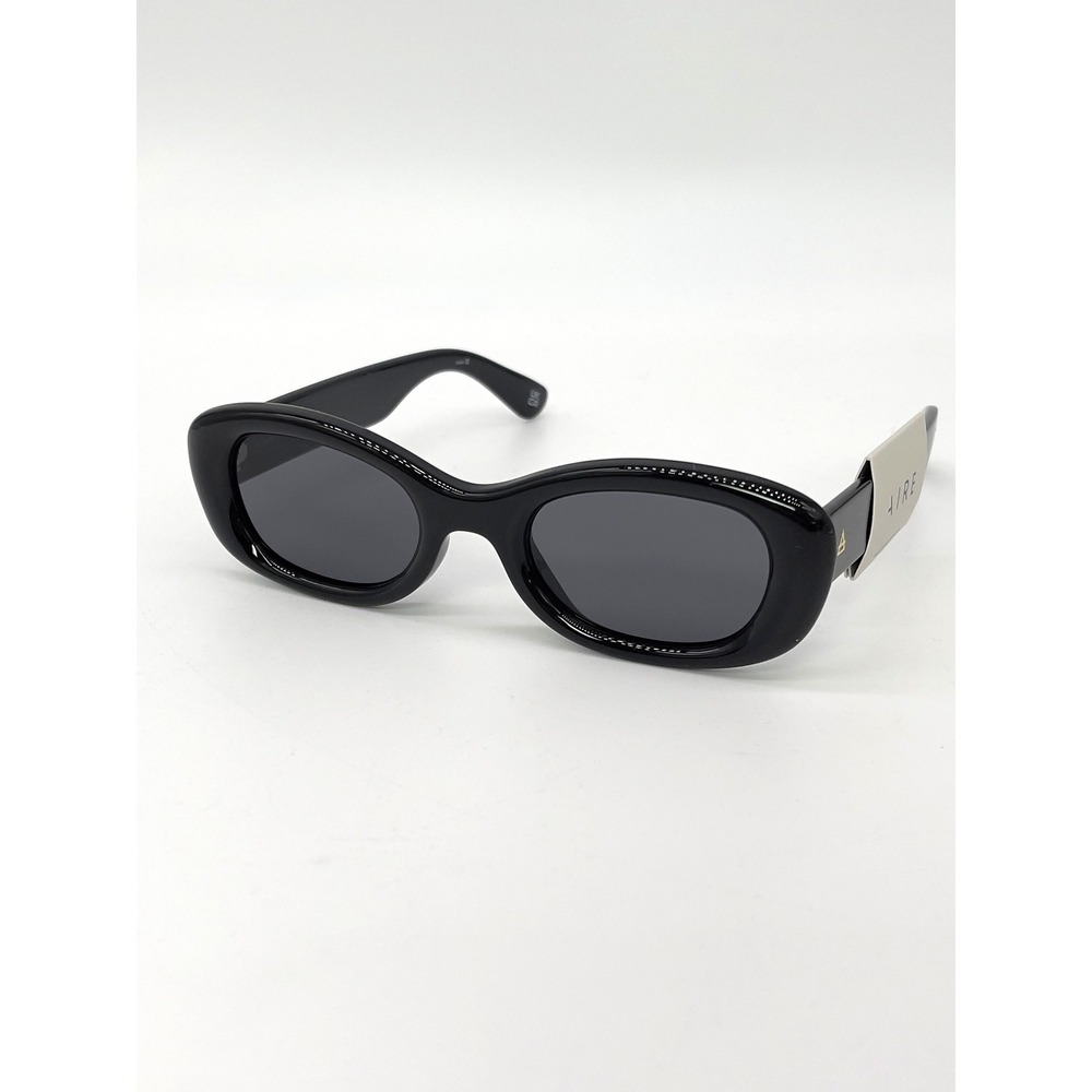 AIRE Calisto Sunglasses OS Black Oval Retro Y2K Minimalist‎ Edgy Cyber Mob Wife